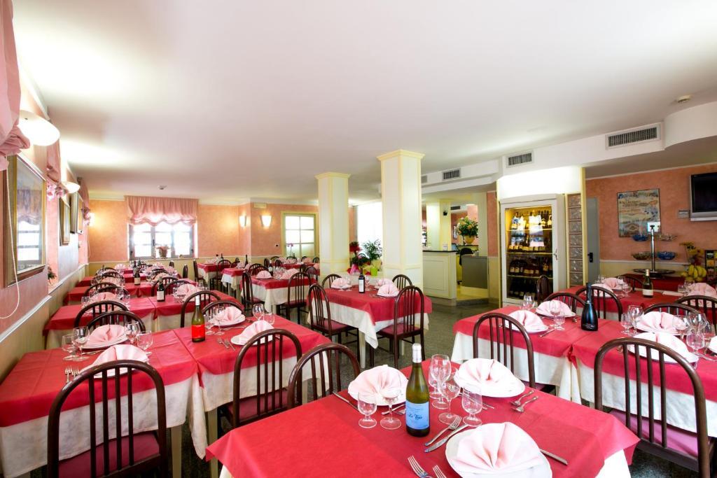 Hotel Le Soleil San Benedetto del Tronto Exterior foto
