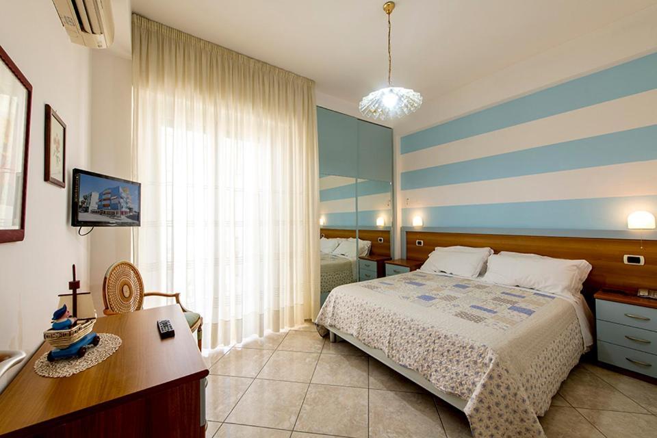 Hotel Le Soleil San Benedetto del Tronto Exterior foto